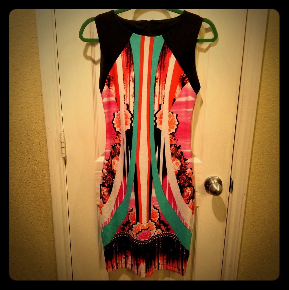 Bisou Bisou Couture Bodycon Floral Fractal Dress